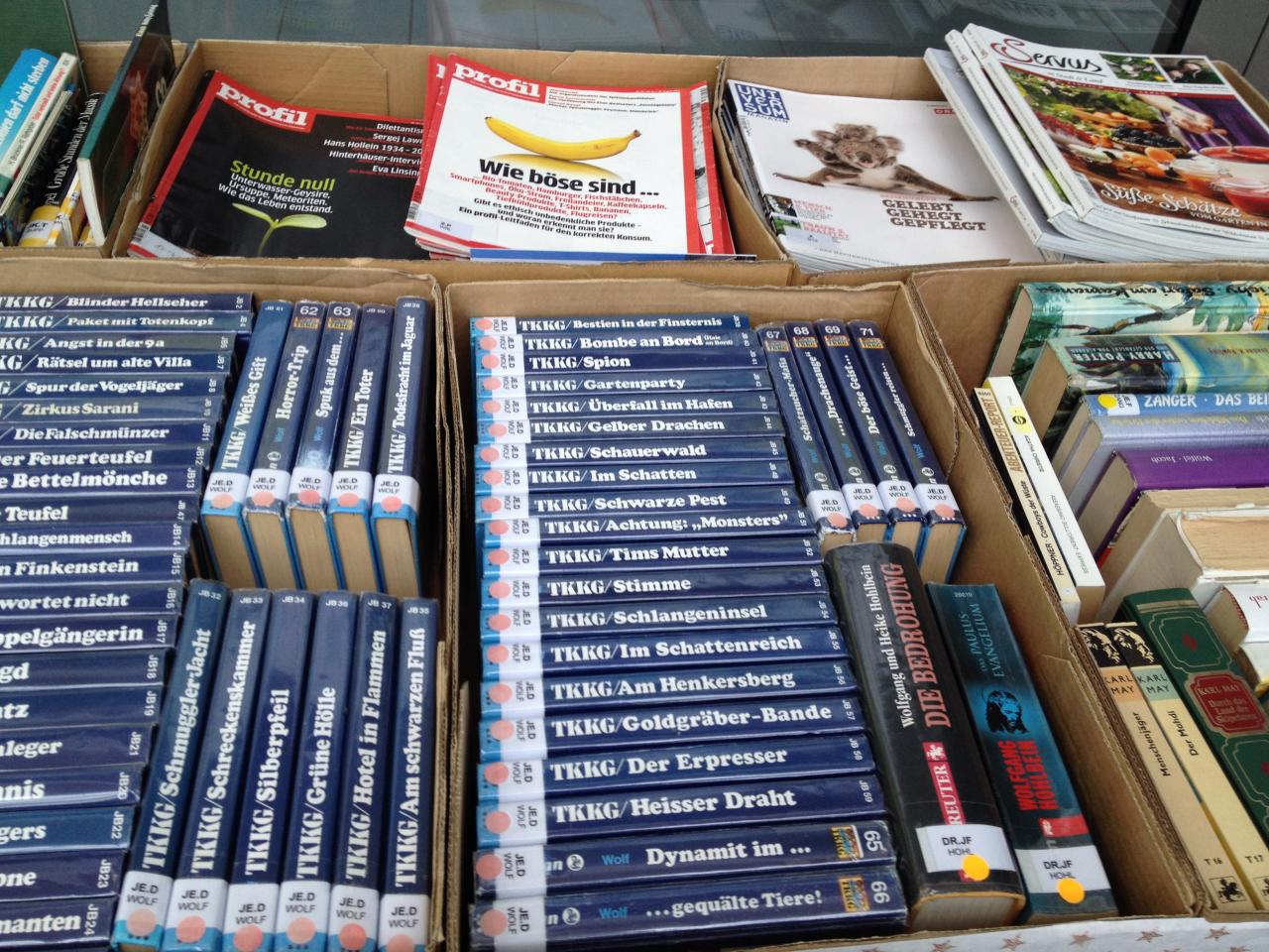 Bücherflohmarkt Serie